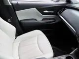 2021 Toyota Crown Hybrid G Executive Four 4WD ★ Safety Package + ★ Cold Weather Package Other Sedan for sale, Japanese used car export - photo 48 of 61 | GULJI TRADERS
