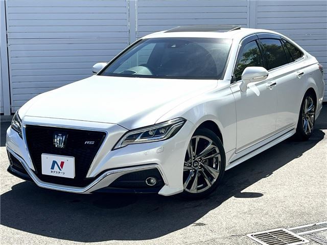 2021 Toyota Crown Hybrid Sedan for sale, Japanese used car export - photo 1 of 30 | GULJI TRADERS
