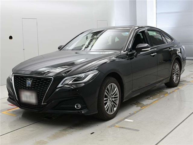 2021 Toyota Crown Hybrid - photo 1 2021 Toyota Crown Hybrid Sedan for sale, Japanese used car export - photo 1 of 12 | GULJI TRADERS