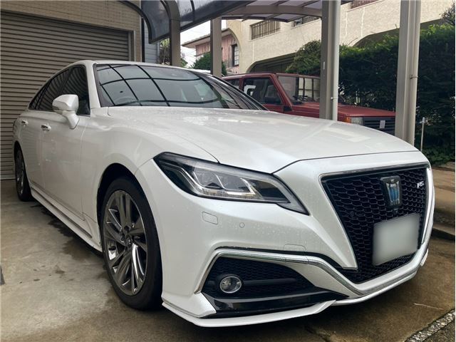 2021 Toyota Crown Hybrid - photo 1 2021 Toyota Crown Hybrid Sedan for sale, Japanese used car export - photo 1 of 35 | GULJI TRADERS