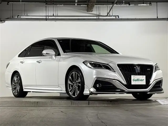 2021 Toyota Crown Hybrid RS Advance - photo 1 2021 Toyota Crown Hybrid RS Advance White Sedan for sale, Japanese used car export - photo 1 of 24 | GULJI TRADERS