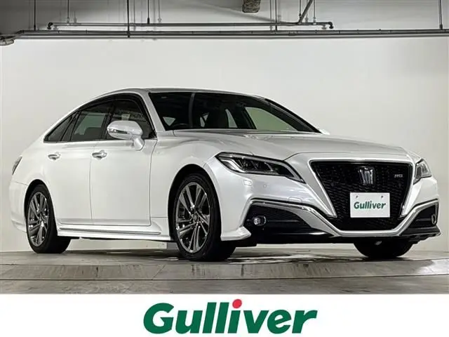 2021 Toyota Crown Hybrid RS Advance - photo 1 2021 Toyota Crown Hybrid RS Advance White Sedan for sale, Japanese used car export - photo 1 of 24 | GULJI TRADERS