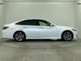 2021 Toyota Crown Hybrid RS Advance White Sedan for sale, Japanese used car export - photo 21 of 24 | GULJI TRADERS