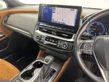2021 Toyota Crown Hybrid S Silver Sedan for sale, Japanese used car export - photo 15 of 23 | GULJI TRADERS