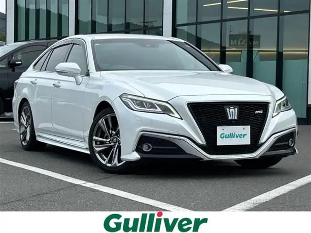 2021 Toyota Crown Hybrid RS Advance - photo 1 2021 Toyota Crown Hybrid RS Advance White Sedan for sale, Japanese used car export - photo 1 of 24 | GULJI TRADERS