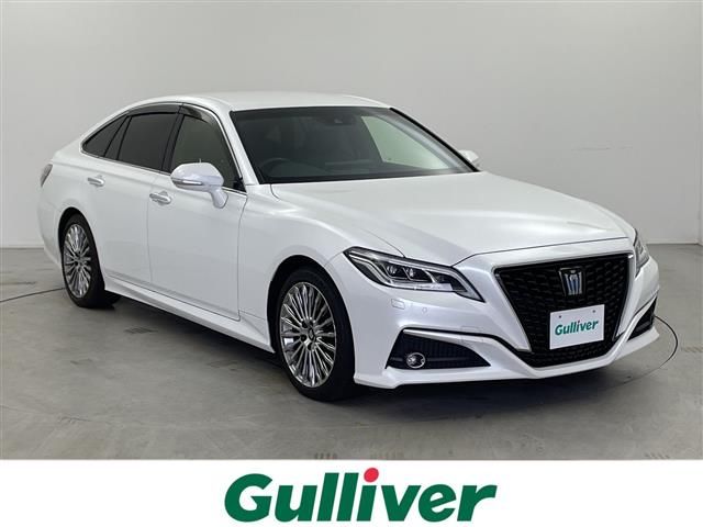 2021 Toyota Crown Hybrid G - photo 1 2021 Toyota Crown Hybrid G Sedan for sale, Japanese used car export - photo 1 of 24 | GULJI TRADERS