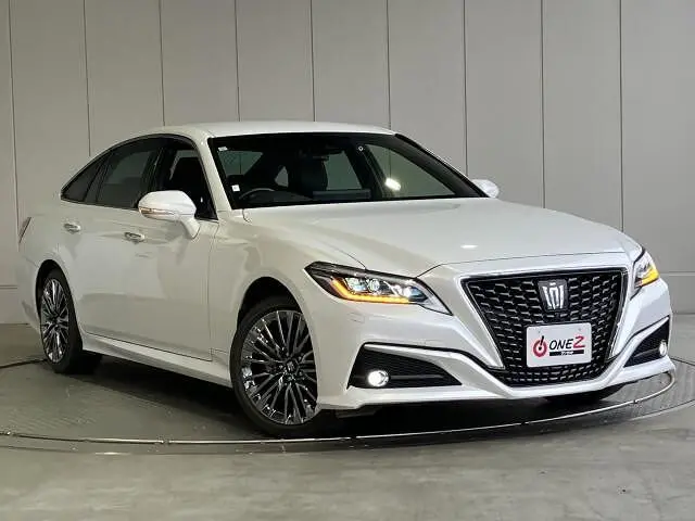 2021 Toyota Crown Hybrid Hybrid 2.5 G Executive Four 4WD - photo 1 2021 Toyota Crown Hybrid Hybrid 2.5 G Executive Four 4WD White Sedan for sale, Japanese used car export - photo 1 of 10 | GULJI TRADERS