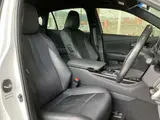 2021 Toyota Crown Hybrid Hybrid 2.5 RS Pre-Collision Safety! White Sedan for sale, Japanese used car export - photo 4 of 10 | GULJI TRADERS