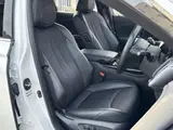 2021 Toyota Crown Hybrid 2500 HYBRID 2.5 RS 4-door FCVT 2WD 5-seater White Sedan for sale, Japanese used car export - photo 5 of 24 | GULJI TRADERS