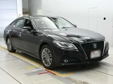 2021 Toyota Crown Hybrid S Four 4WD Sedan for sale, Japanese used car export - photo 5 of 12 | GULJI TRADERS