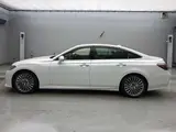 2021 Toyota Crown Hybrid G Pearl Sedan for sale, Japanese used car export - photo 5 of 13 | GULJI TRADERS