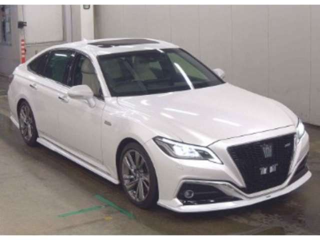 2021 Toyota Crown Hybrid Sedan for sale, Japanese used car export - photo 1 of 6 | GULJI TRADERS