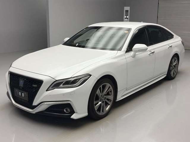2021 Toyota Crown Hybrid Sedan for sale, Japanese used car export - photo 1 of 12 | GULJI TRADERS