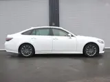 2021 Toyota Crown Hybrid S Panoramic 12.3-inch D.P. Pearl Sedan for sale, Japanese used car export - photo 4 of 9 | GULJI TRADERS