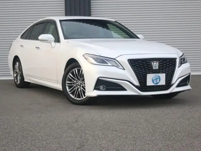 2021 Toyota Crown Hybrid S Safety Package Plus 1 - photo 1 2021 Toyota Crown Hybrid S Safety Package Plus 1 Pearl Sedan for sale, Japanese used car export - photo 1 of 9 | GULJI TRADERS