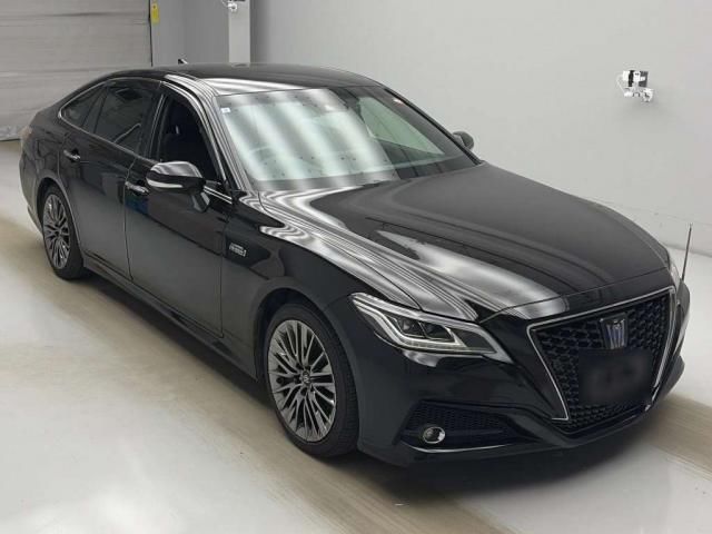 2021 Toyota Crown Hybrid Sedan for sale, Japanese used car export - photo 1 of 9 | GULJI TRADERS
