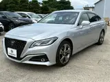 2022 Toyota Crown Hybrid 2.5HV S pure 18AW Silver Sedan for sale, Japanese used car export - photo 10 of 30 | GULJI TRADERS