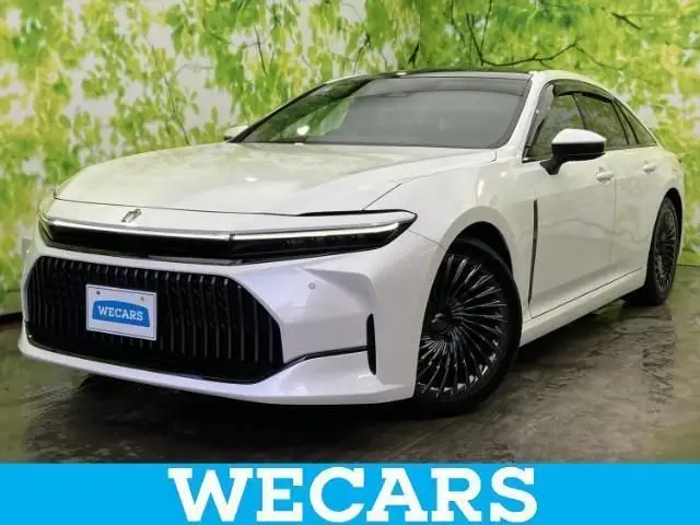 2025 Toyota Crown Hybrid Z White Sedan for sale, Japanese used car export | GULJI TRADERS