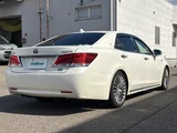 2015 Toyota Crown Majesta Sedan for sale, Japanese used car export - photo 9 of 24 | GULJI TRADERS