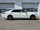 2015 Toyota Crown Majesta HV 2.5 Four Sedan for sale, Japanese used car export - photo 4 of 30 | GULJI TRADERS