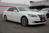 2015 Toyota Crown Majesta HV 3.5 Sedan for sale, Japanese used car export - photo 8 of 30 | GULJI TRADERS
