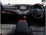 2016 Toyota Crown Majesta 3.5 Sedan for sale, Japanese used car export - photo 4 of 45 | GULJI TRADERS