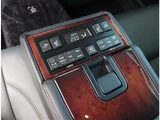 2016 Toyota Crown Majesta 3.5 Sedan for sale, Japanese used car export - photo 30 of 45 | GULJI TRADERS