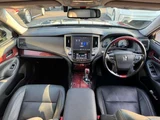 2016 Toyota Crown Majesta 3.5 Sedan for sale, Japanese used car export - photo 17 of 54 | GULJI TRADERS