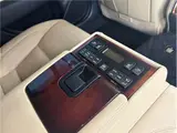 2016 Toyota Crown Majesta F version Silver Sedan for sale, Japanese used car export - photo 6 of 23 | GULJI TRADERS