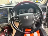2016 Toyota Crown Majesta F version Silver Sedan for sale, Japanese used car export - photo 12 of 23 | GULJI TRADERS