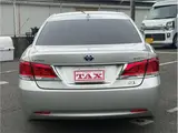 2016 Toyota Crown Majesta F version Silver Sedan for sale, Japanese used car export - photo 21 of 23 | GULJI TRADERS