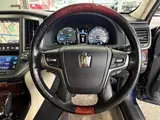 2016 Toyota Crown Majesta F Version ★ One Owner, Non-Smoking Car, Navigation, Backup Camera, Dashcam Blue Sedan for sale, Japanese used car export - photo 13 of 20 | GULJI TRADERS
