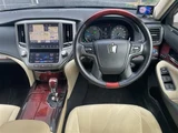2016 Toyota Crown Majesta Sedan for sale, Japanese used car export - photo 5 of 24 | GULJI TRADERS