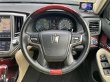 2016 Toyota Crown Majesta Sedan for sale, Japanese used car export - photo 14 of 24 | GULJI TRADERS