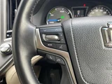 2016 Toyota Crown Majesta Sedan for sale, Japanese used car export - photo 16 of 24 | GULJI TRADERS