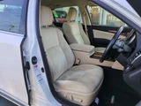 2016 Toyota Crown Majesta Hybrid Four Sedan for sale, Japanese used car export - photo 5 of 24 | GULJI TRADERS