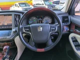 2016 Toyota Crown Majesta Hybrid Four Sedan for sale, Japanese used car export - photo 7 of 24 | GULJI TRADERS
