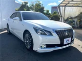 2017 Toyota Crown Majesta Sedan for sale, Japanese used car export - photo 13 of 30 | GULJI TRADERS