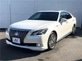 2017 Toyota Crown Majesta Sedan for sale, Japanese used car export - photo 17 of 30 | GULJI TRADERS