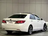 2017 Toyota Crown Majesta 3.5 F Version Pre-Collision Safety! Radar Pearl Sedan for sale, Japanese used car export - photo 2 of 10 | GULJI TRADERS