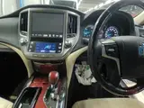 2017 Toyota Crown Majesta F version Blue Sedan for sale, Japanese used car export - photo 11 of 12 | GULJI TRADERS