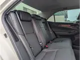 2017 Toyota Crown Majesta 3.5 F version Pearl Sedan for sale, Japanese used car export - photo 25 of 35 | GULJI TRADERS