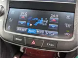 2017 Toyota Crown Majesta 3.5 F version Pearl Sedan for sale, Japanese used car export - photo 32 of 35 | GULJI TRADERS