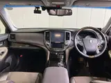 2018 Toyota Crown Majesta 3.5 F Version J Frontier Auto Closer! Pearl Sedan for sale, Japanese used car export - photo 3 of 10 | GULJI TRADERS