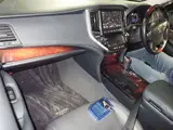 2018 Toyota Crown Majesta F version Black Sedan for sale, Japanese used car export - photo 3 of 5 | GULJI TRADERS