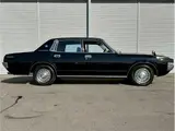 1974 Toyota Crown Sedan Super Saloon Black Sedan for sale, Japanese used car export - photo 3 of 46 | GULJI TRADERS