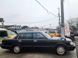 1993 Toyota Crown Sedan 2.0 Super Saloon Black Sedan for sale, Japanese used car export - photo 6 of 47 | GULJI TRADERS