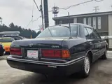 1993 Toyota Crown Sedan 2.0 Super Saloon Black Sedan for sale, Japanese used car export - photo 8 of 47 | GULJI TRADERS