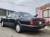 1993 Toyota Crown Sedan 2.0 Super Saloon Extra Black Sedan for sale, Japanese used car export - photo 2 of 9 | GULJI TRADERS