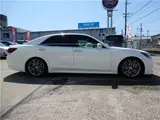 2016 Toyota Crown Sedan Athlete S-T ★OP18AW★ Pearl Sedan for sale, Japanese used car export - photo 7 of 58 | GULJI TRADERS